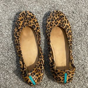 Leopard Tieks size 9